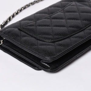 新品同様 CHANEL シャネル チェーンウォレット 長財布 AP0250 29番台 ココマーク キャビアスキン ブラック シルバー金具 中古 4a000415