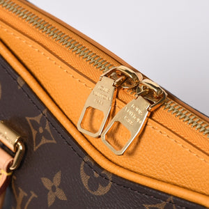 Very good condition LOUIS VUITTON Pallas MM handbag M40929 Monogram canvas Yellow Gold hardware Used 4a000599