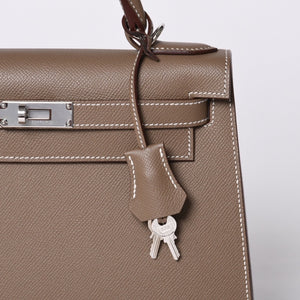 新品未使用 HERMES エルメス ケリー28 外縫い エトゥープ B刻印 ヴォーエプソン シルバー金具 ハンドバッグ 中古 4a001067