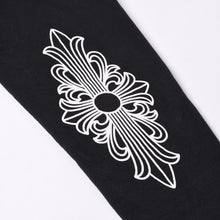 画像をギャラリービューアに読み込む, CHROME HEARTS クロムハーツ バックアーチロゴジップアップパーカー T-Bar USA Up Hoodie バックアーチ フローラルクロス ホースシュー ブラック 美品 中古 4a002034