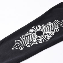 画像をギャラリービューアに読み込む, CHROME HEARTS クロムハーツ バックアーチロゴジップアップパーカー T-Bar USA Up Hoodie バックアーチ フローラルクロス ホースシュー ブラック 美品 中古 4a002034