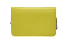 Load image into Gallery viewer, CHANEL シャネル チェーンショルダーウォレット 長財布 A48654 18番台 ココマーク キャビアスキン イエロー 美品 中古 4b006536