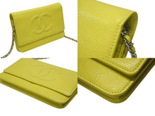 Load image into Gallery viewer, CHANEL シャネル チェーンショルダーウォレット 長財布 A48654 18番台 ココマーク キャビアスキン イエロー 美品 中古 4b006536