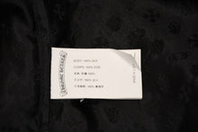 Load image into Gallery viewer, 新品未使用 CHROME HEARTS クロムハーツ クロスボタン 総柄シルク セットアップ シャツ サイズ L 中古 4b012572