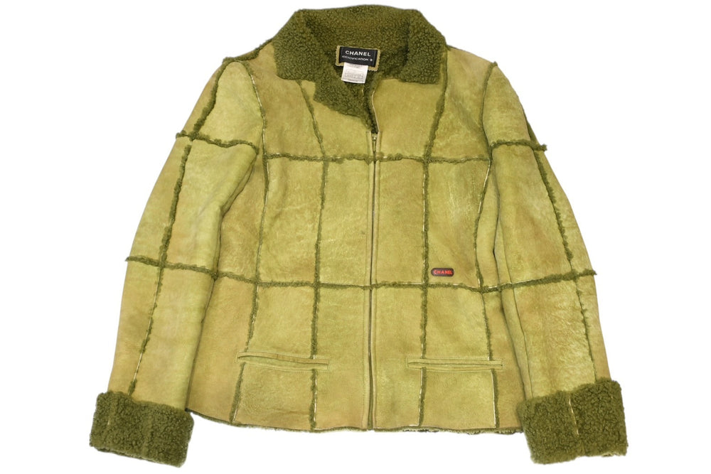 極美品 CHANEL シャネル ボアジャケット P16109V00804 サイズ42 ココマーク ラムスキン カーキ 本革 中古 4b012548