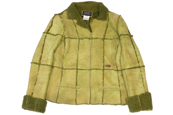 極美品 CHANEL シャネル ボアジャケット P16109V00804 サイズ42 ココマーク ラムスキン カーキ 本革 中古 4b012548