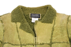 極美品 CHANEL シャネル ボアジャケット P16109V00804 サイズ42 ココマーク ラムスキン カーキ 本革 中古 4b012548