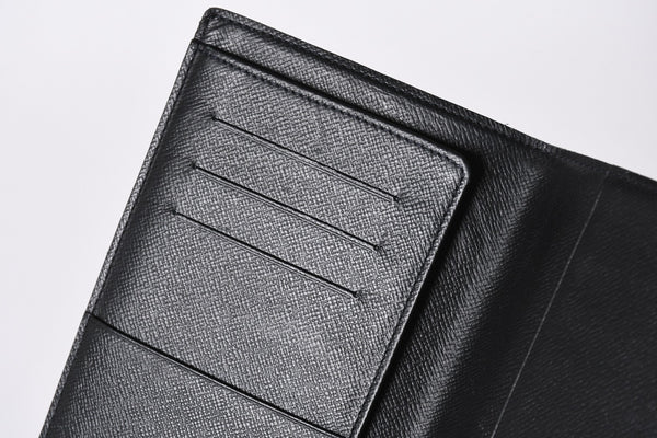 極美品 LOUIS VUITTON ルイヴィトン クーヴェルテュール パスポール 村上隆 パスポートケース M58027 カモ 中古 4a006461