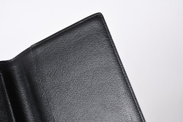 極美品 LOUIS VUITTON ルイヴィトン クーヴェルテュール パスポール 村上隆 パスポートケース M58027 カモ 中古 4a006461