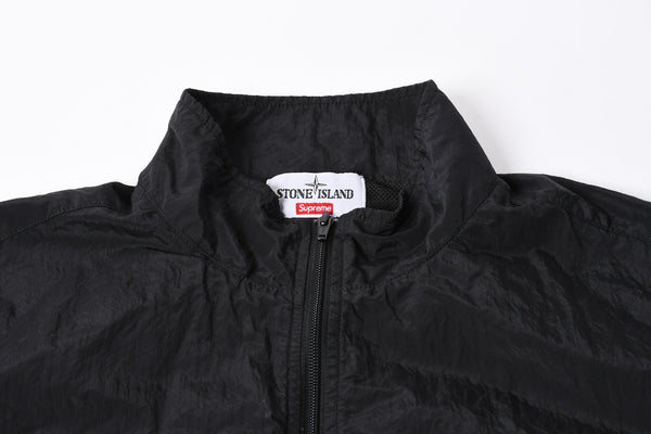 STONE ISLAND ストーンアイランド × シュプリーム ナイロンメタルトラックジャケット ブラック Lサイズ ライトアウター 美品 中古 4a006301