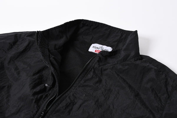 STONE ISLAND ストーンアイランド × シュプリーム ナイロンメタルトラックジャケット ブラック Lサイズ ライトアウター 美品 中古 4a006301