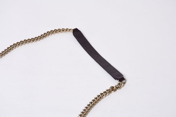 新品同様 CHANEL シャネル BOY CHANEL ボーイシャネル チェーンウォレット 30番台 ココマーク キャビアスキン パープル 中古 4b013369