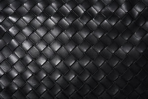 BOTTEGAVENETA ボッテガヴェネタ イントレチャート ショルダーバッグ 651836 レザー ブラック シルバー金具 美品 中古 4a000373