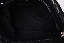 画像をギャラリービューアに読み込む, BOTTEGAVENETA ボッテガヴェネタ イントレチャート ショルダーバッグ 651836 レザー ブラック シルバー金具 美品 中古 4a000373
