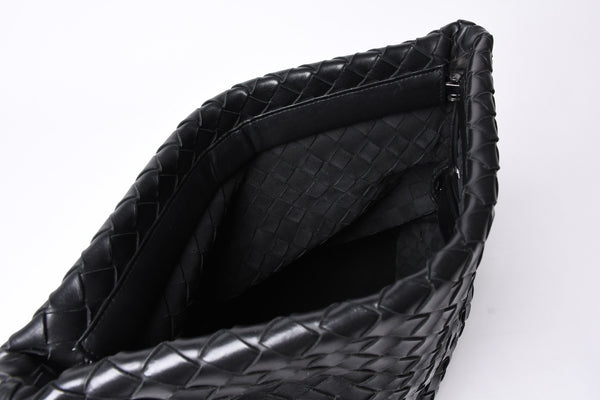 BOTTEGAVENETA ボッテガヴェネタ イントレチャート ショルダーバッグ 651836 レザー ブラック シルバー金具 美品 中古 4a000373