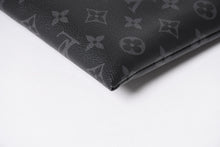 画像をギャラリービューアに読み込む, LOUIS VUITTON ルイヴィトン モノグラムエクリプス ポシェットディスカバリー M62291 クラッチバッグ ブラック 美品 中古 4a004673
