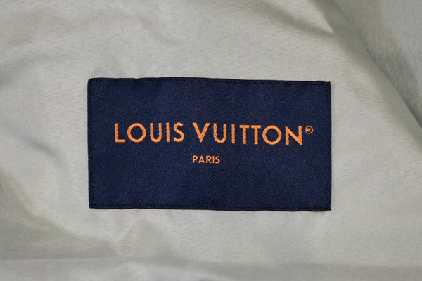 新品同様 LOUIS VUITTON ルイヴィトン 23AW ボンバージャケット RM232 MO6 HPB71W サイズ58 チェーンステッチ グリーン系 中古 4b012721