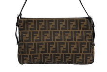 画像をギャラリービューアに読み込む, FENDI フェンディ マンマバケット ハンドバッグ ズッカ柄 ブラウン レザー キャンバス シルバー金具 美品 中古 4b011402