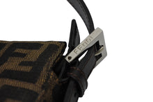 画像をギャラリービューアに読み込む, FENDI フェンディ マンマバケット ハンドバッグ ズッカ柄 ブラウン レザー キャンバス シルバー金具 美品 中古 4b011402