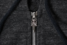 画像をギャラリービューアに読み込む, 新品未使用 CHROME HEARTS クロムハーツ セメタリークロス ダガージップアップパーカー ポリエステル シルバー925 グレー サイズM 中古 4a005550
