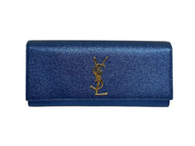 Load image into Gallery viewer, 極美品 SAINT LAURENT サンローラン メタリック ロゴ クラッチバッグ ブルー レザー ゴールド金具 中古 4b011249