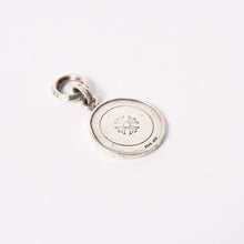 画像をギャラリービューアに読み込む, CHROME HEARTS クロムハーツ CHRM ANGL MDL V2 エンジェルメダル チャーム V2 ペンダントトップ 重量約6.74g シルバー925 美品 中古 4a005374