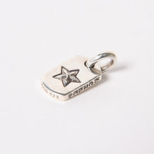 画像をギャラリービューアに読み込む, 極美品 CHROME HEARTS クロムハーツ DT TNY STAR タイニースター ドッグタグ ペンダントトップ 重量約3.43g シルバー925 中古 4a005377