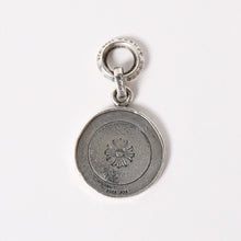 画像をギャラリービューアに読み込む, CHROME HEARTS クロムハーツ CHRM ANGL MDL V2 エンジェルメダル チャーム V2 ペンダントトップ 重量約6.74g シルバー925 美品 中古 4a005374