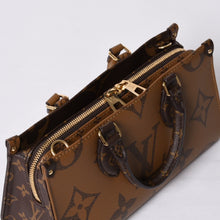 画像をギャラリービューアに読み込む, 新品未使用 LOUIS VUITTON ルイヴィトン オンザゴーEW 2WAYバッグ M46653 モノグラム ジャイアント リバース ブラウン 中古 4a000739
