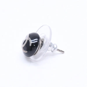 極美品 CHANEL シャネル ボタンピアス ピアス ココマーク ブラック シルバー 03C刻印 重量約2.42g 中古 4a005149