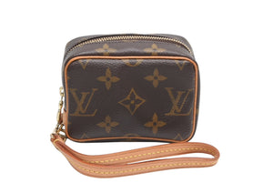 極美品 LOUIS VUITTON ルイヴィトン トゥルース ワピティ ポーチ M58030 モノグラム ブラウン PVC レザー 中古 4b013204