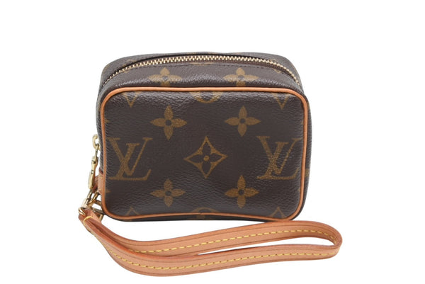 極美品 LOUIS VUITTON ルイヴィトン トゥルース ワピティ ポーチ M58030 モノグラム ブラウン PVC レザー 中古 4b013204