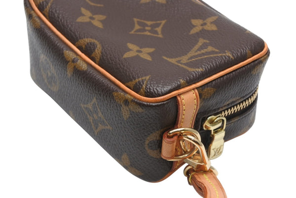 極美品 LOUIS VUITTON ルイヴィトン トゥルース ワピティ ポーチ M58030 モノグラム ブラウン PVC レザー 中古 4b013204
