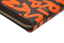 Load image into Gallery viewer, 新品同様 LOUIS VUITTON ルイヴィトン ジッピー コインパース M93708 スティーブン スプラウス モノグラム グラフィティ 中古 4b013206