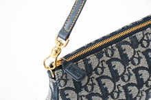 画像をギャラリービューアに読み込む, 新品同様 CHRISTIAN DIOR クリスチャンディオール トロッター サドルバッグ ワンショルダーバッグ サドルポーチ ネイビー 中古 4b013359