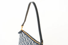 画像をギャラリービューアに読み込む, 新品同様 CHRISTIAN DIOR クリスチャンディオール トロッター サドルバッグ ワンショルダーバッグ サドルポーチ ネイビー 中古 4b013359