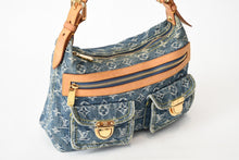 Load image into Gallery viewer, LOUIS VUITTON ルイヴィトン モノグラムデニム バギーPM ショルダーバッグ ワンショルダー M95049 インディゴブルー 美品 中古 4b013419