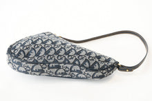 画像をギャラリービューアに読み込む, 新品同様 CHRISTIAN DIOR クリスチャンディオール トロッター サドルバッグ ワンショルダーバッグ サドルポーチ ネイビー 中古 4b013359