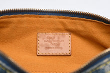 Load image into Gallery viewer, LOUIS VUITTON ルイヴィトン モノグラムデニム バギーPM ショルダーバッグ ワンショルダー M95049 インディゴブルー 美品 中古 4b013419