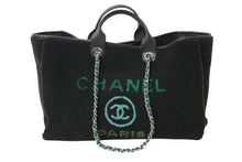 Load image into Gallery viewer, CHANEL シャネル ドーヴィルGM トートバッグ 26番台 ココマーク ボア レザー グリーン 2WAY シルバー金具 美品 中古 4b002659