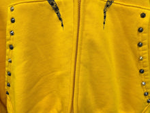 Load image into Gallery viewer, 新品未使用 BOSSI SPORTSWEAR ボッシ スポーツウェア ジップアップフーディー サイズL ラインストーン スタッズ イエロー 中古 sssss