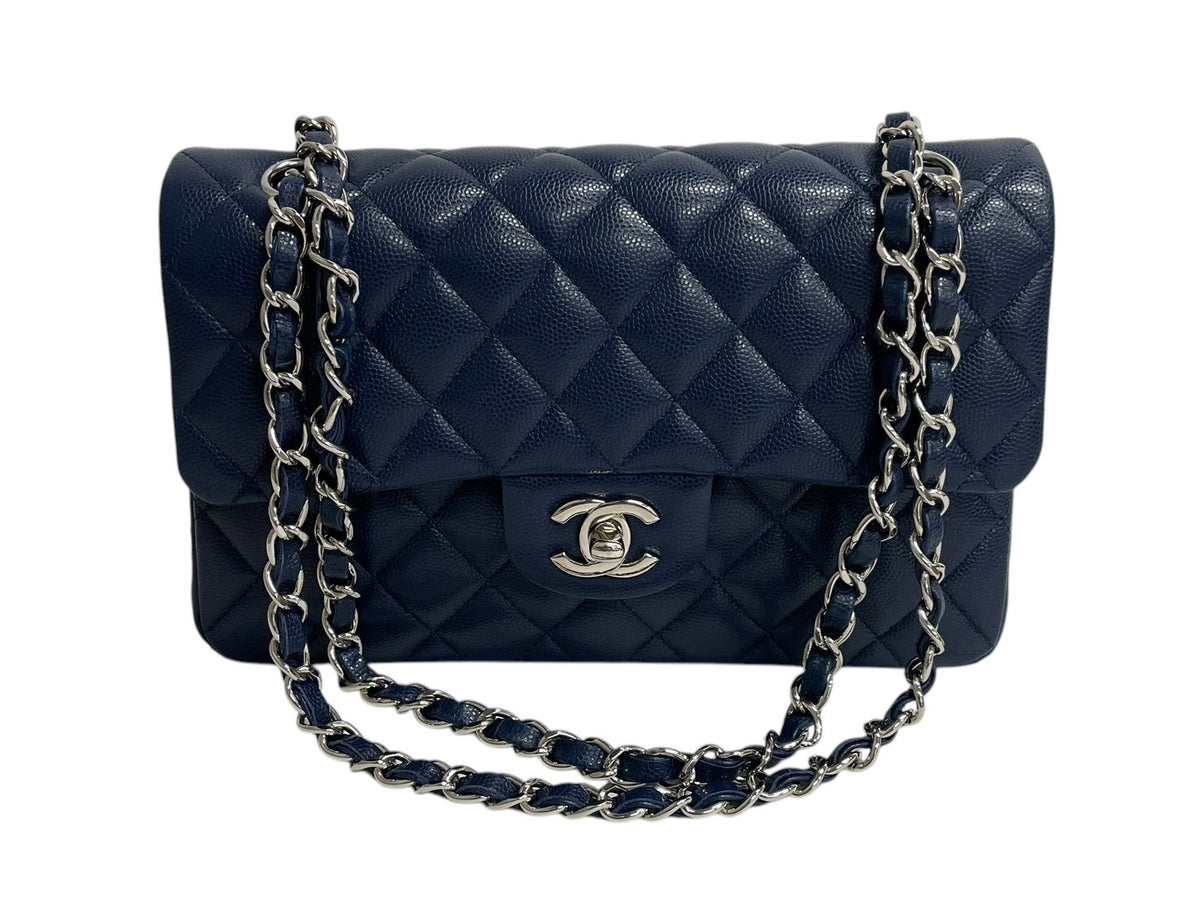 極美品 CHANEL シャネル チェーンショルダーバッグ マトラッセ23