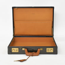 Load image into Gallery viewer, HERMES エルメス エスパスPM アタッシュケース ビジネスバッグ 150周年 500個限定 カーボン ブラック ゴールド金具 美品 中古 4b010048