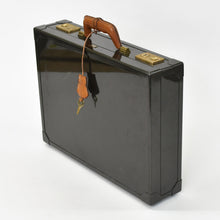 Load image into Gallery viewer, HERMES エルメス エスパスPM アタッシュケース ビジネスバッグ 150周年 500個限定 カーボン ブラック ゴールド金具 美品 中古 4b010048