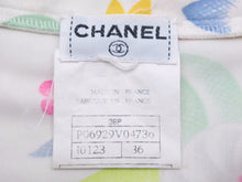 Load image into Gallery viewer, CHANEL シャネル 97年 ヴィンテージ クロップドTシャツ マルチカラー フラワー チビT P06929V04736 レディース サイズ36 N19338