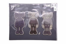 画像をギャラリービューアに読み込む, 個人保管未使用品 KAWS 【マグネット3点セット COMPANION】グレー 21089