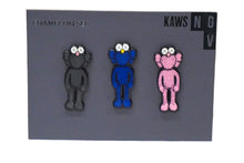 画像をギャラリービューアに読み込む, 新品同様品 KAWS カウズ ENAMEL PIN SET バッチ ピンバッチ ピン アンティーク ピンク ブラック ブルー 中古 21092