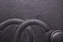 画像をギャラリービューアに読み込む, CHANEL シャネル ココマーク アジェンダ 手帳カバー 服飾小物 5番台 キャビアスキン A13505 ブラック ゴールド 良品 中古 25127