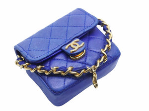 CHANEL シャネル ヴィンテージ ミニミニマトラッセ ポーチ ラムスキン ブルー ゴールド金具 中古 N27272