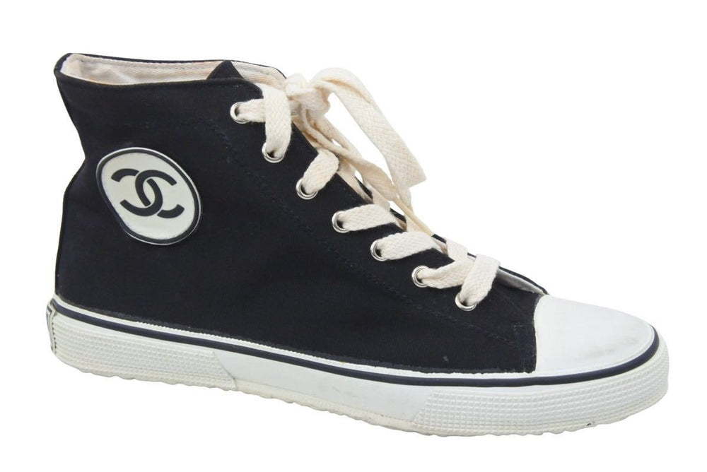 CHANEL CHANEL High Cut Sneakers Coco Mark Flat Black White 36 Silver Metal Fittings Left Coco Mark Missing Good Item Used 28492